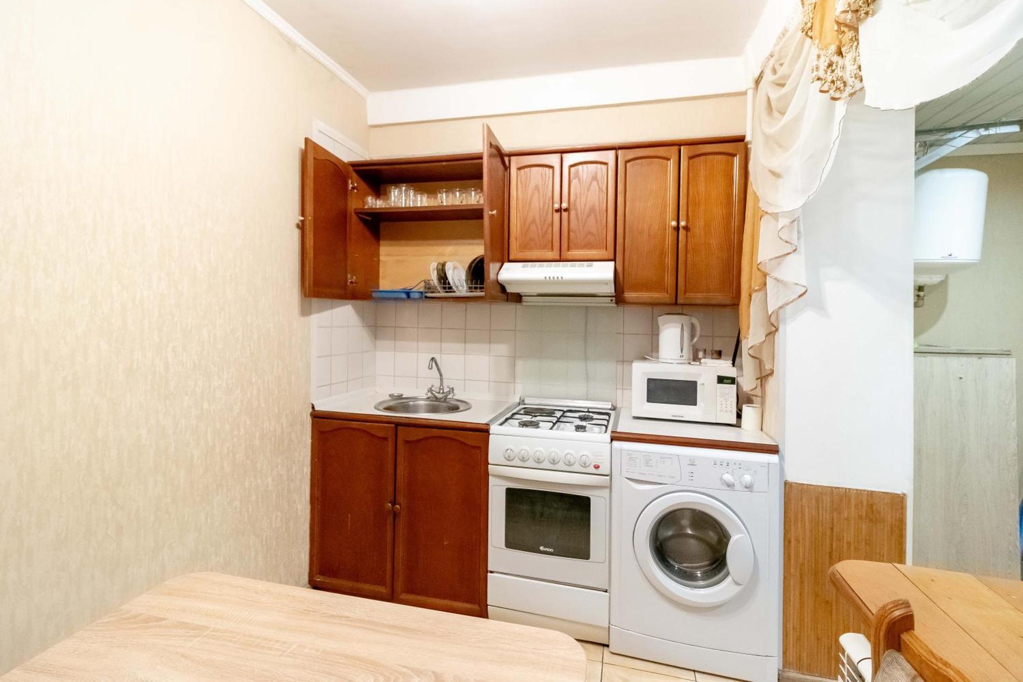 Kvartirkoff Na Volodymyra Ivasiuka 19A Kiev Bagian luar foto